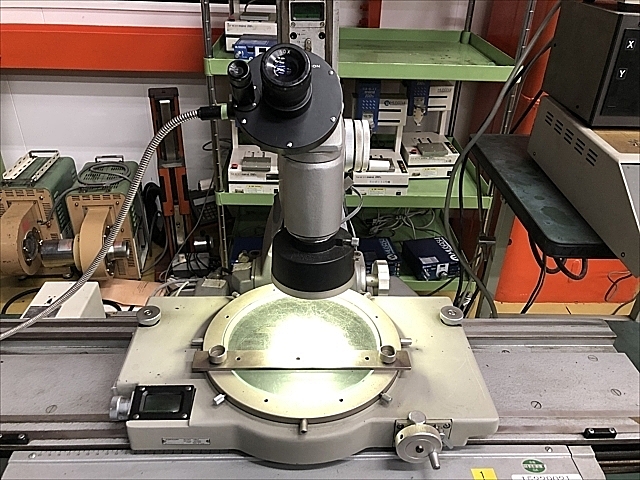 A133956 万能工具顕微鏡 トプコン TUM-200BD_1