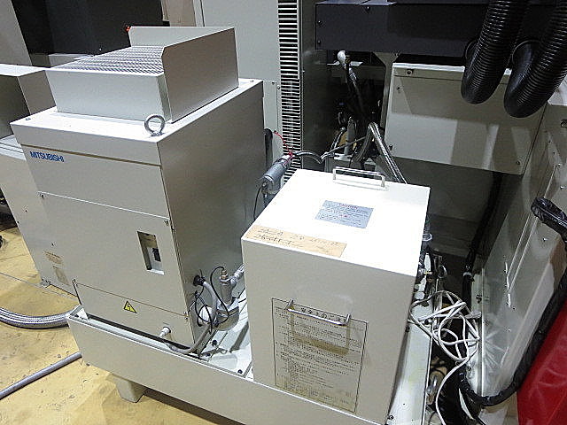 P004582 ＮＣ放電加工機 三菱電機 EA8PVM_5