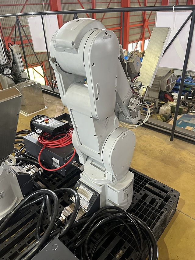 P007865 ロボット 三菱電機 RV-7FLC-Q_2