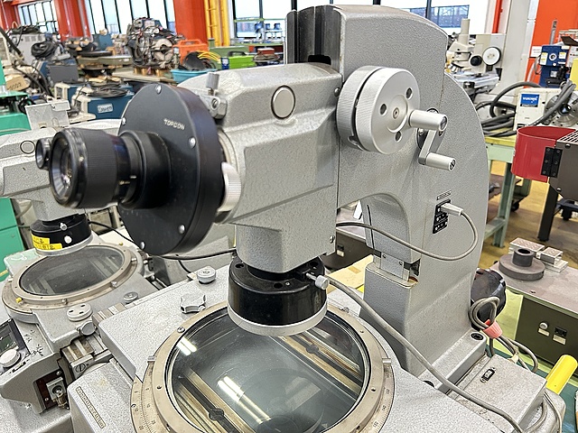 C147388 万能工具顕微鏡 トプコン TUM150A_9