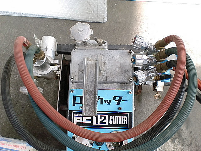 A007629 PCカッター 精密溶断機 PC12 | 株式会社 小林機械