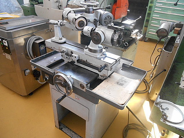 A031720 カッター研削盤 伊藤製作所 DP-3 | 株式会社 小林機械