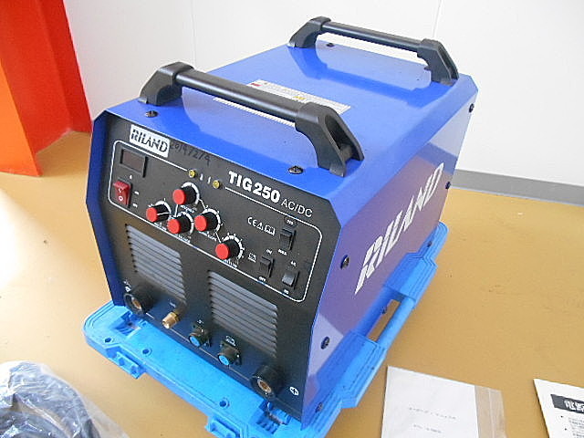 リランド RILAND 手堅く TIG溶接機 TIG200CS