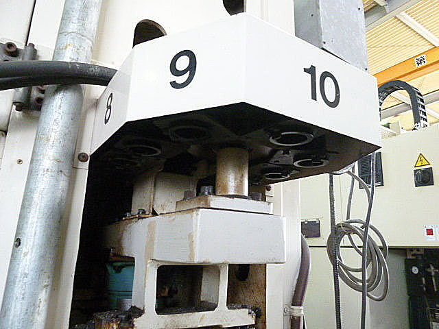 J002070 立型マシニングセンター 三菱重工業 M-V40A | 株式会社 小林機械