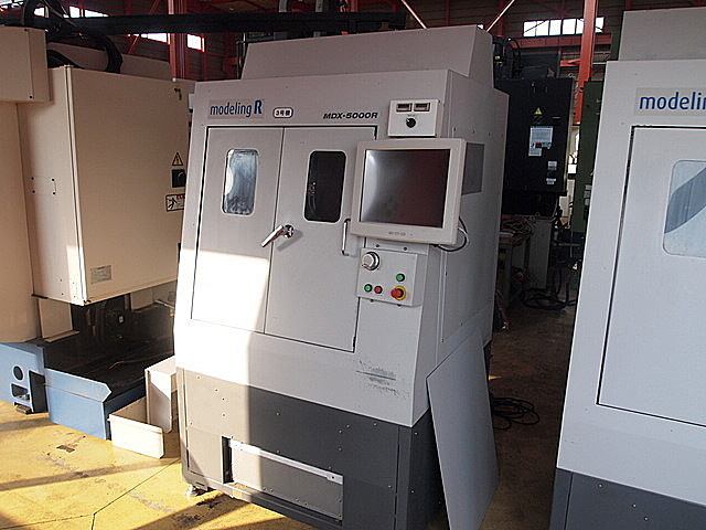 P000686 立型マシニングセンター ローランドディージー MDX-5000R