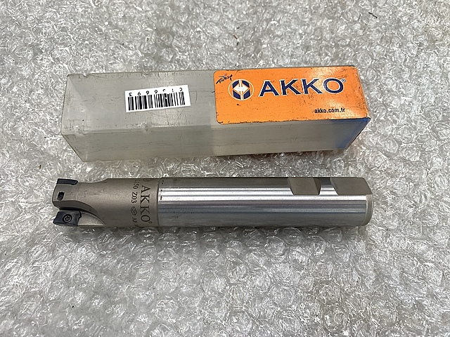 C166693 スローアウェイドリル AKKO AEM90-AP10-D25-W25