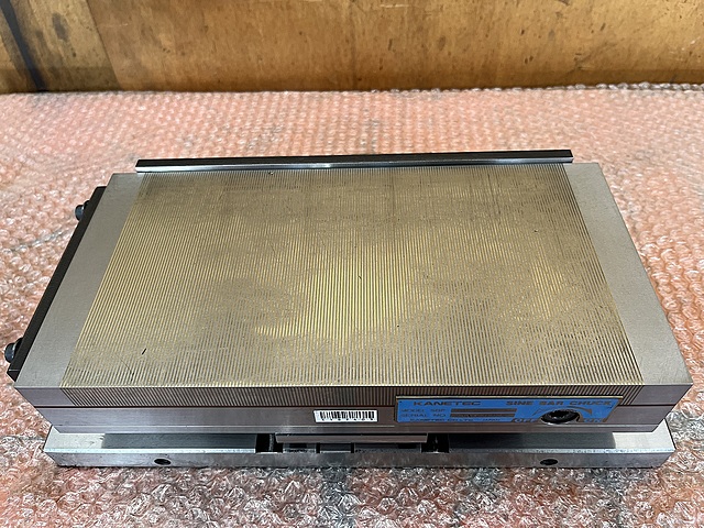 C167403 可傾形永磁チャック カネテック R1530-S_2